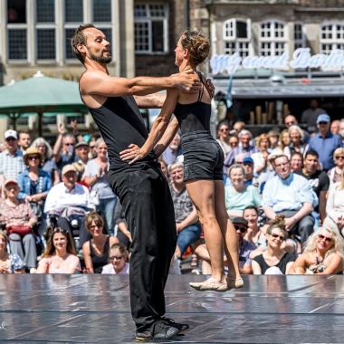 Kleines Fest - Chris Iris - Gap of 42 Kleines Fest - Chris Iris - Gap of 42