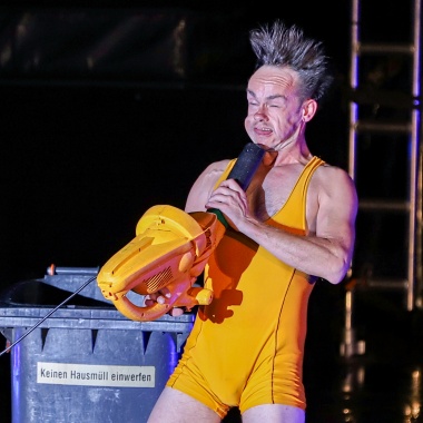 Kleines Fest - Kaosclown - Kaos in Orange