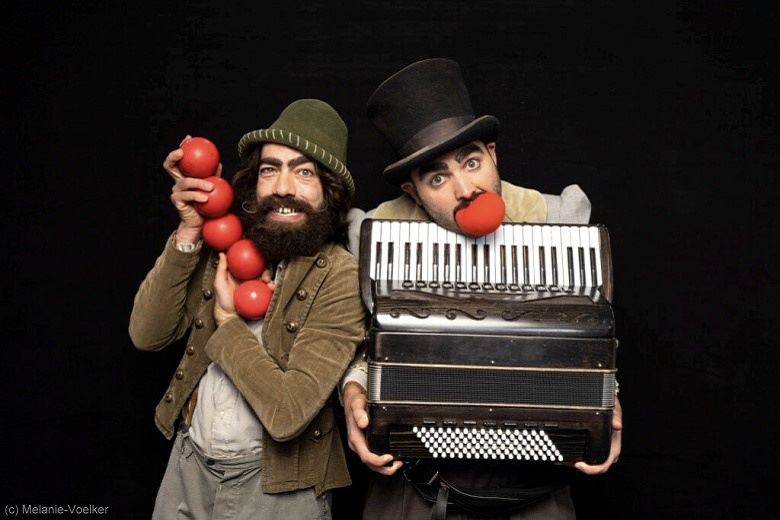 Kleines Fest - Los Hobos - The Ambiguous Vagabonds Kleines Fest - Los Hobos - The Ambiguous Vagabonds