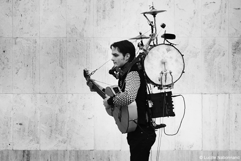 Kleines Fest - Santiago Moreno - One Man Band