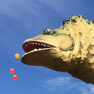 Kleines Fest - Circus Theater Vladimir - Fish Kleines Fest - Circus Theater Vladimir - Fish