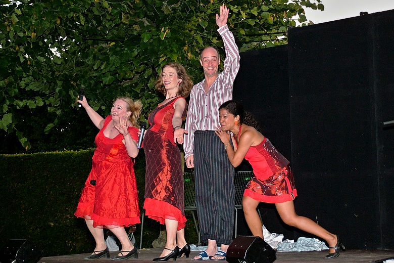 Kleines Fest - Womedy - Über Samenspender und andere R-Güsse Kleines Fest - Womedy - Über Samenspender und andere R-Güsse