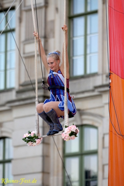 Circus_unARTiq__20130810_Lu_AKu__1802_0480x0720_01.jpg