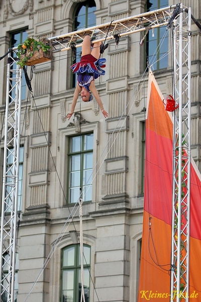 Circus_unARTiq__20130810_Lu_AKu__1801_0480x0720_01.jpg