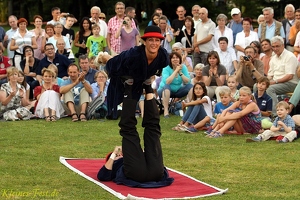 Coexistence Acrobats  20130803 BP AKu  0504 0720x0480 01