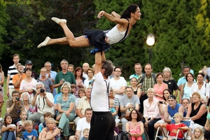 Coexistence Acrobats  20130803 BP AKu  0517 0960x0640 01