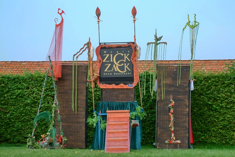 Magic_ZickZack__20020810_Lu_AKu__0004_1920x1280.jpg