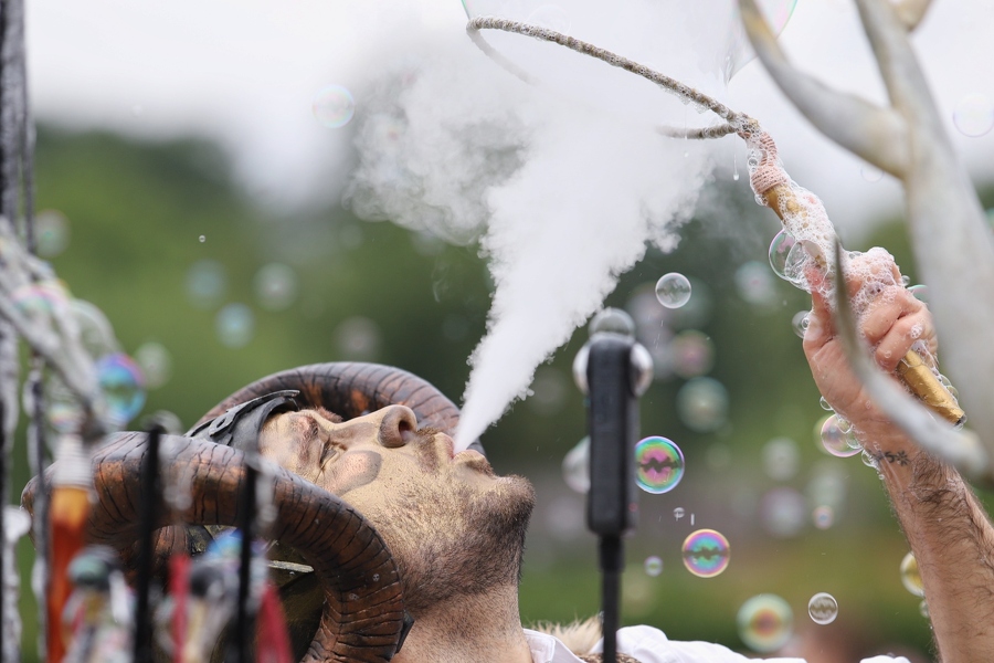 Bubble_On_Circus__20250803_Lu_AKu__6230_1920x1280.jpg