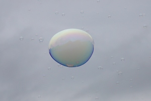 Bubble On Circus  20250803 Lu AKu  6232 1920x1280