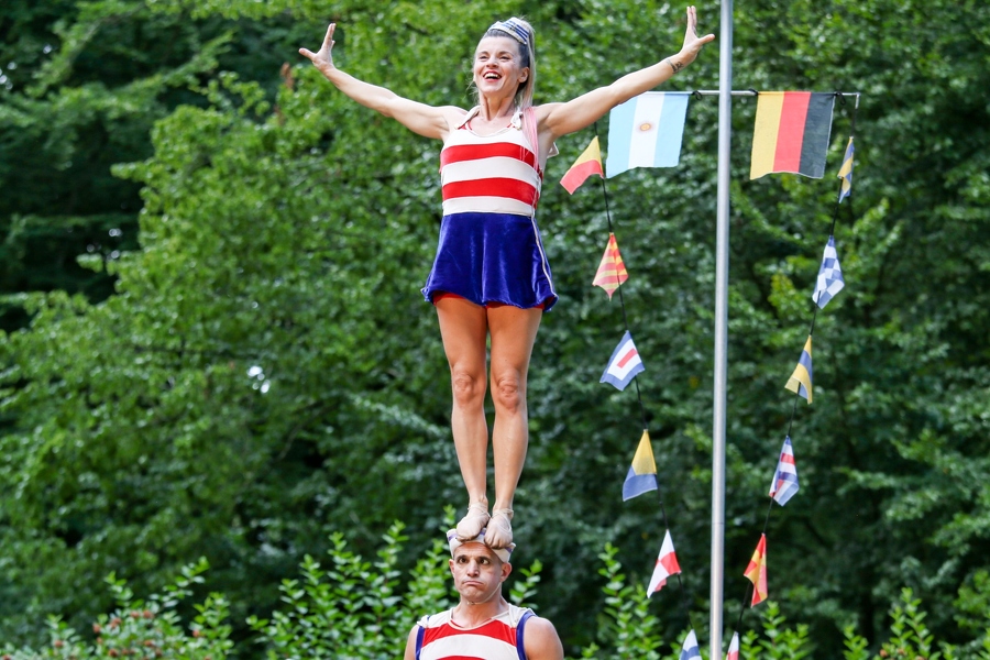 Duo_Un_Pie__20250802_Lu_TKu__2836_1920x1280.jpg