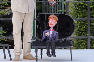 Alex Mihailovski  20250711 HH Den  6915 1920x1280