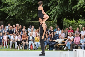 Chris Iris  20250710 HH Den  6588 1920x1280