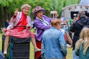 Granny Turismo  20250708 HH BKu  7859 1920x1280