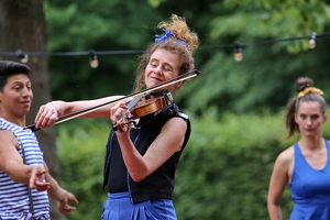 La Poesia  20250708 HH BKu  8353 1920x1280