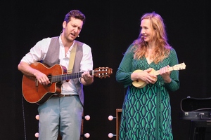 Das Geld liegt auf der Fensterbank Marie  20250709 HH Den  6197 1920x1280