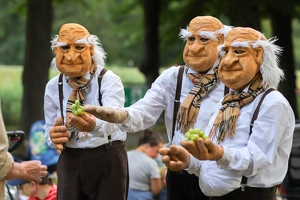 RavArt  20250709 HH Den  5495 1920x1280