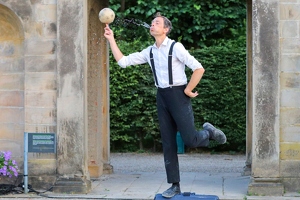 Shiva Grings  20250709 HH Den  6334 1920x1280