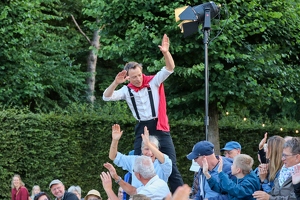 Shiva Grings  20250709 HH Den  6361 1920x1280