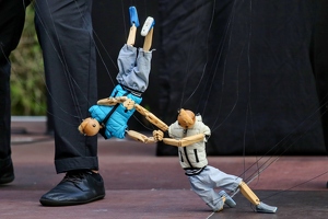 Di Filippo Marionette  20250726 BP BKu  1537 1920x1280