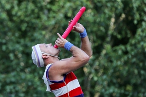 Duo Un Pie  20250726 BP Den  8419 1920x1280