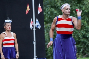 Duo Un Pie  20250726 BP Den  8424 1920x1280