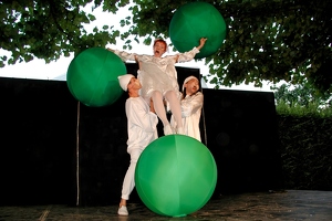 ComicTrust  2001xxxx HH AKu  0037 1920x1280