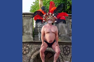 Jordan+Arias  2001xxxx HH Sfl 005 1920x1280