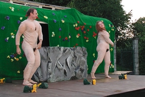 Theater Trek  2001xxxx HH AKu  008 1920x1280