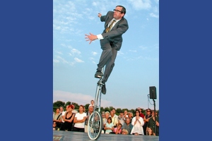 WallstreetTheatre  2001xxxx HH AKu  056 1920x1280