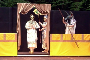 ComicTrust  20030808 Lu AKu  023 1920x1280