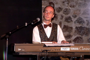 Womedy  20030808 Lu AKu  062 1920x1280