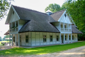 KF misc  20030805 Lu Aku  246 1920x1280