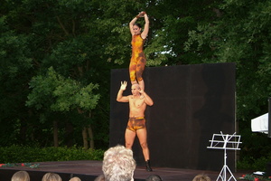 Duo Iouvilov  20030614 OB AKu  001 1920x1280