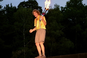 Lee Hayes  20030614 OB AKu  005 1920x1280