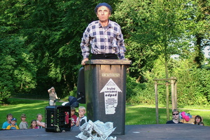 Theater Fortissimo  20040806 Lu AKu  003 1920x1280