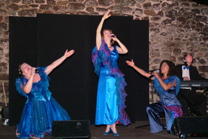 Womedy  20040807 Lu AKu  027 1920x1280