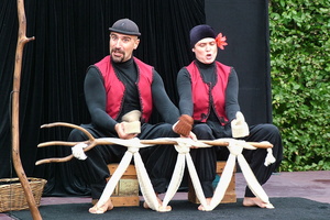 Two Hands Theatre  20040708 HH AKu  028 1920x1280