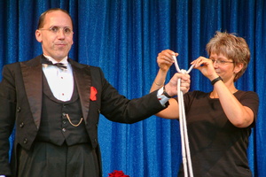 Scott and Muriel  20050702 Ch  012 1920x1280