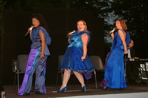 Womedy  20050827 CL Den  218 1920x1280