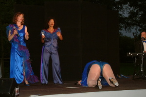 Womedy  20050827 CL Den  243 1920x1280