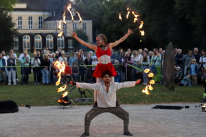 Upside Down Acro  20260724 BP AKu  9300 1920x1280
