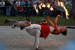 Upside Down Acro  20260724 BP AKu  9316 1920x1280