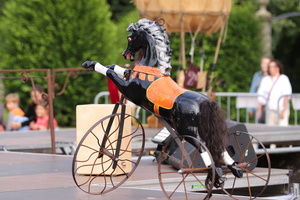 040   Cirque Bouffon  20260702 HH Den  5601