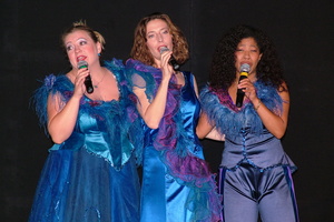 228   Womedy  20050812 Lu AKu  376