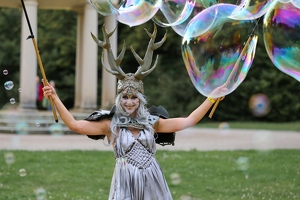 Bubble On Circus  20250725 BP BKu  0641 1920x1280