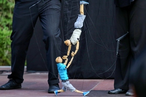 Di Filippo Marionette  20250726 BP BKu  1542 1920x1280