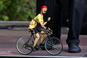 Di Filippo Marionette  20250726 BP BKu  1586 1920x1280